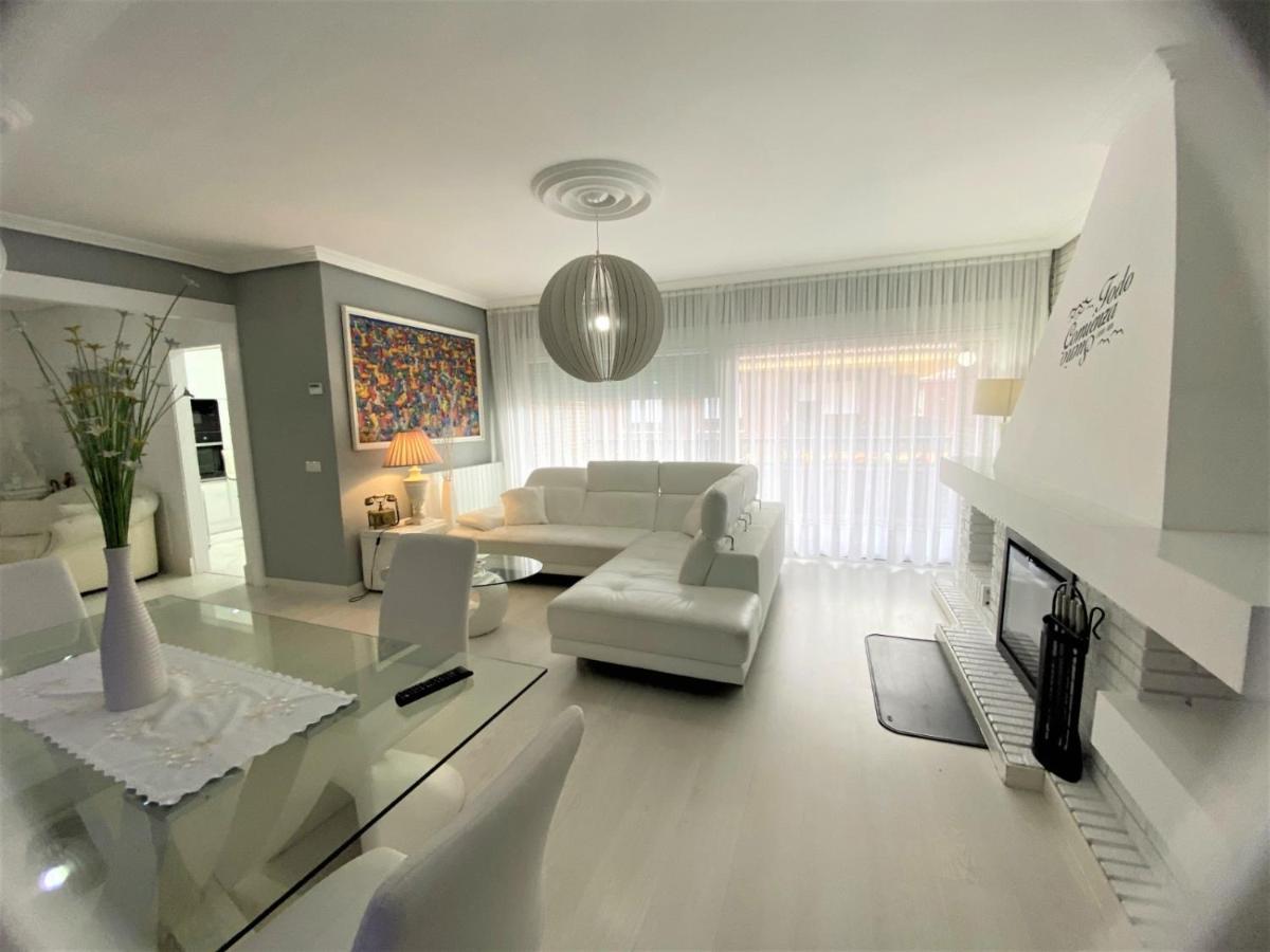 Atico Lujo Llanes Apartment Exterior photo